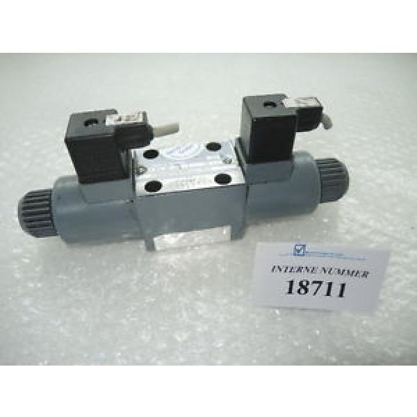 4/3 way valve Bosch No. 0 810 091 240 Battenfeld used injection molding machine #1 image
